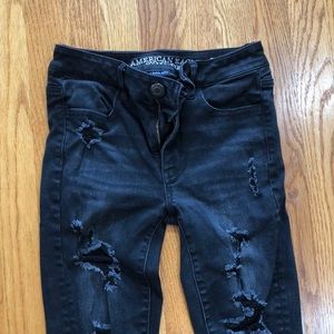 American Eagle Black ripped hi-rise jegging